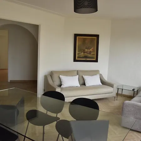 Apartment Les Fleurs Antibes